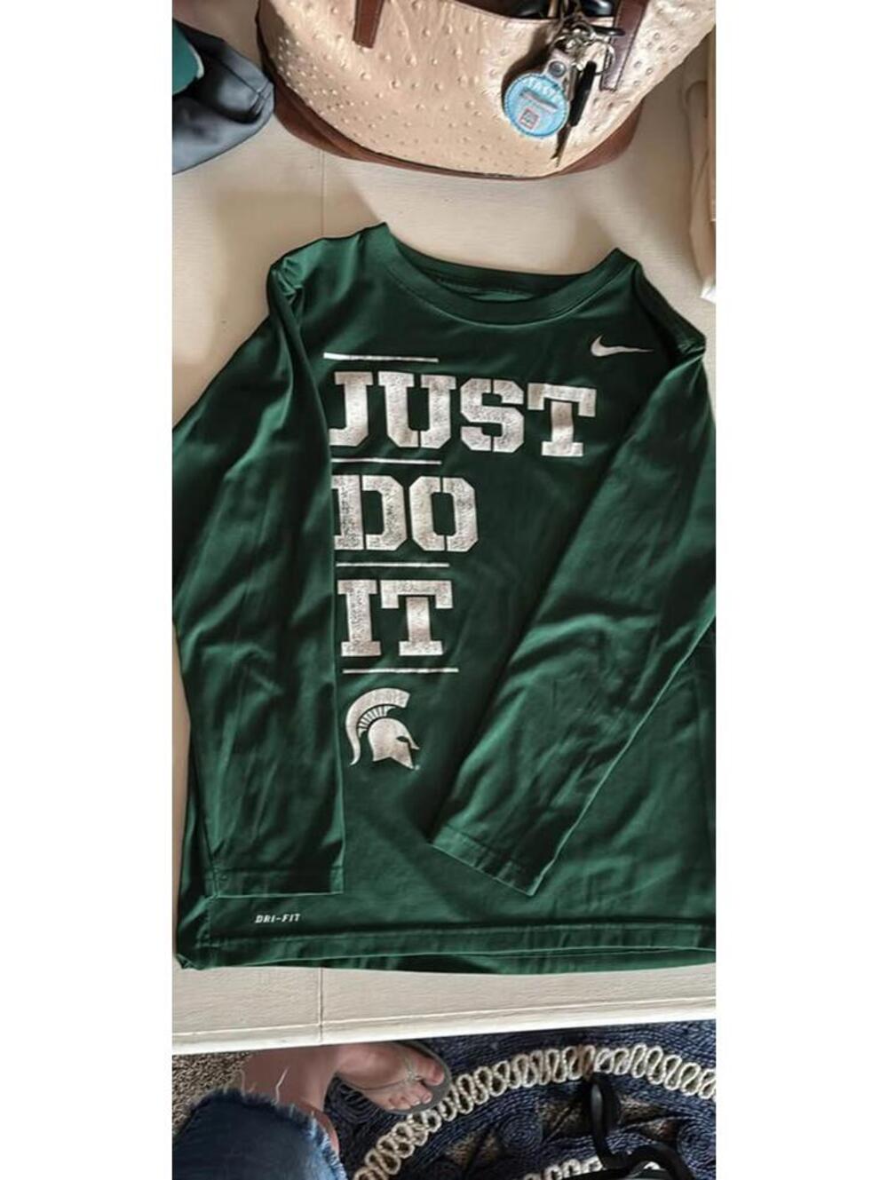 Nike Dri-FIT Green Long Sleeve Shirt Medium